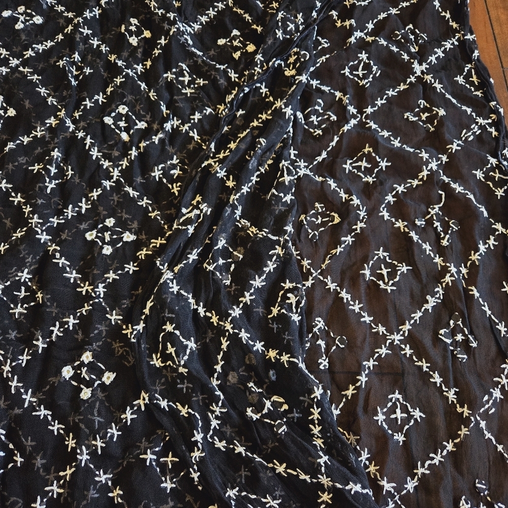 Women's Black White Full Mirror Work Embroidered Long Soft Wrap Shawl Scarf - Picture 3 of 7